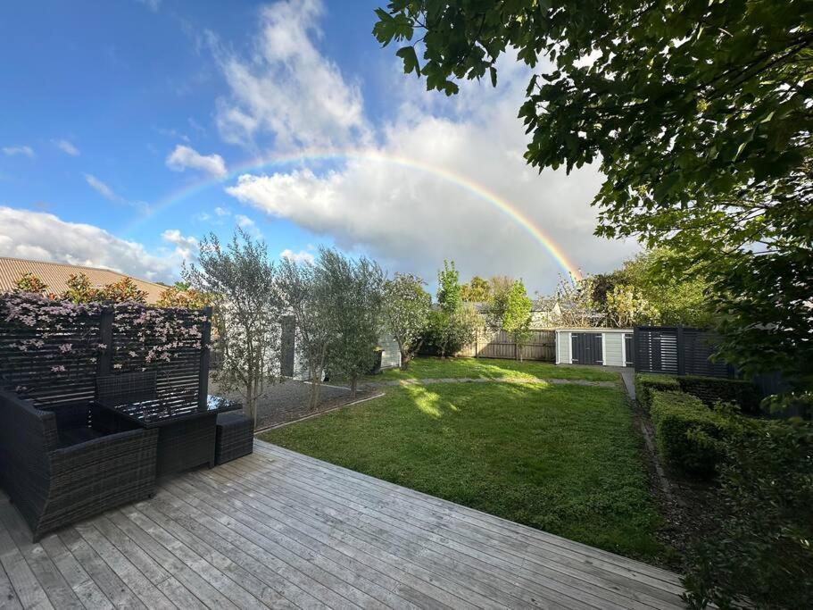 Historic Charm In Greytown - Cosy Kowhai Cottage Exterior photo